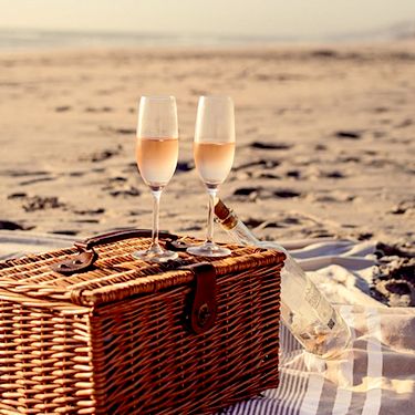 Share your world and your moments around wine.