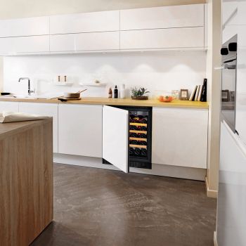 Small wine maturing cabinet, 1 temperature, which can be built-in - Compact