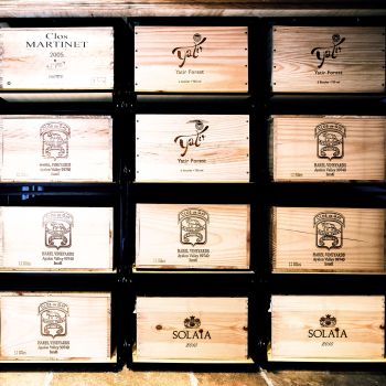 Storage system for 12-bottle wine cases