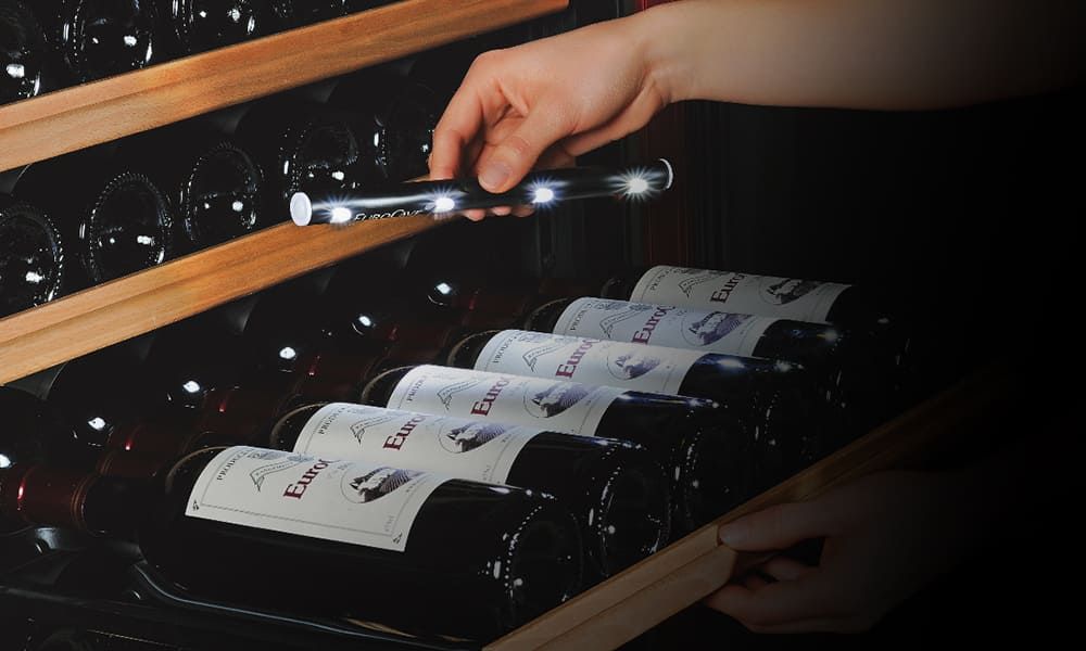 Ingenious, detachable light which makes it easier to read your labels.