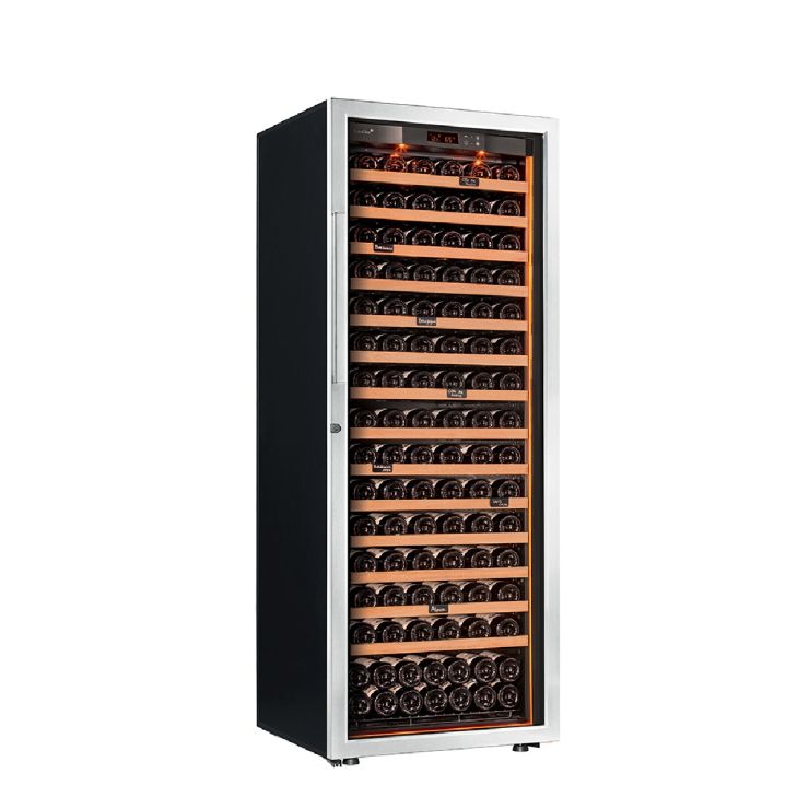 Large wine maturing fridge for long-term storage, 1 temperature - Revelation