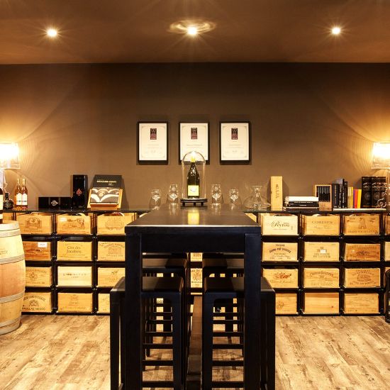 Storage system for 12-bottle wine cases