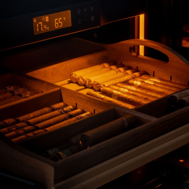 Temperature and humidity level; of a quality electric humidor recreates an environment conducive to the good conservation of cigars.