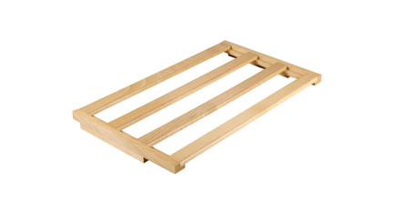 Half shelf to optimize storage capacity